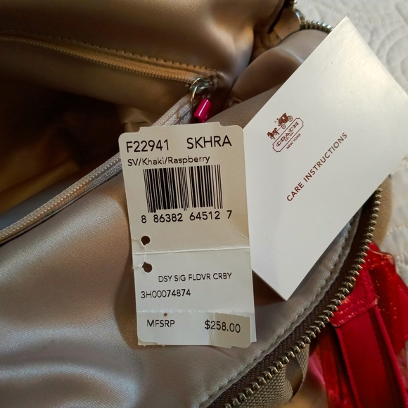 COACH  A1381 F22941 Ltd. Ed. Daisy Signature Crossbody/Tote- Khaki, Raspberry - Picture 10 of 16